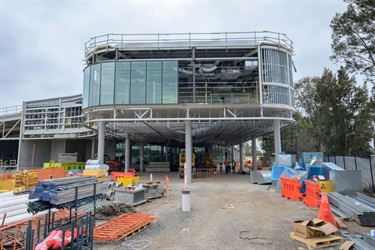Progress on the front of the new centre