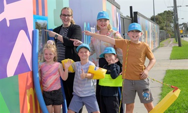 Local school kids joined the Mayor, Cr Oxley and ward councillor, Cr Law to take a sneak peek of the progress through the new viewing windows.