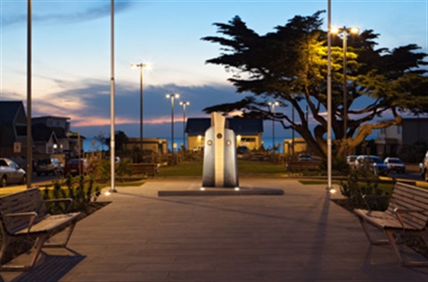 A war memorial at Beeson Reserve photographed at dusk