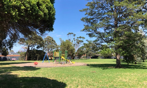 Hendon Court Playground.jpg