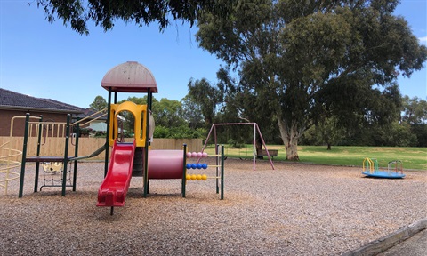 Sherbrooke Avenue Playground.jpg